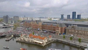 7/24: Amsterdam Tren İstasyonu S02B02